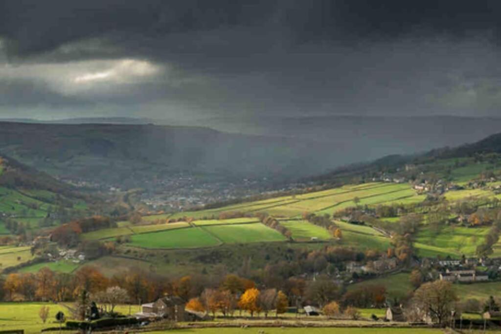 Entire Cottage In The Beautiful Calder Valley Галифакс Экстерьер фото